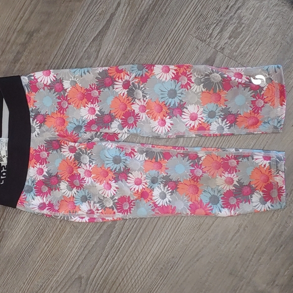 Soffe Dri Carpis Size XS 5/6 - Picture 1 of 6